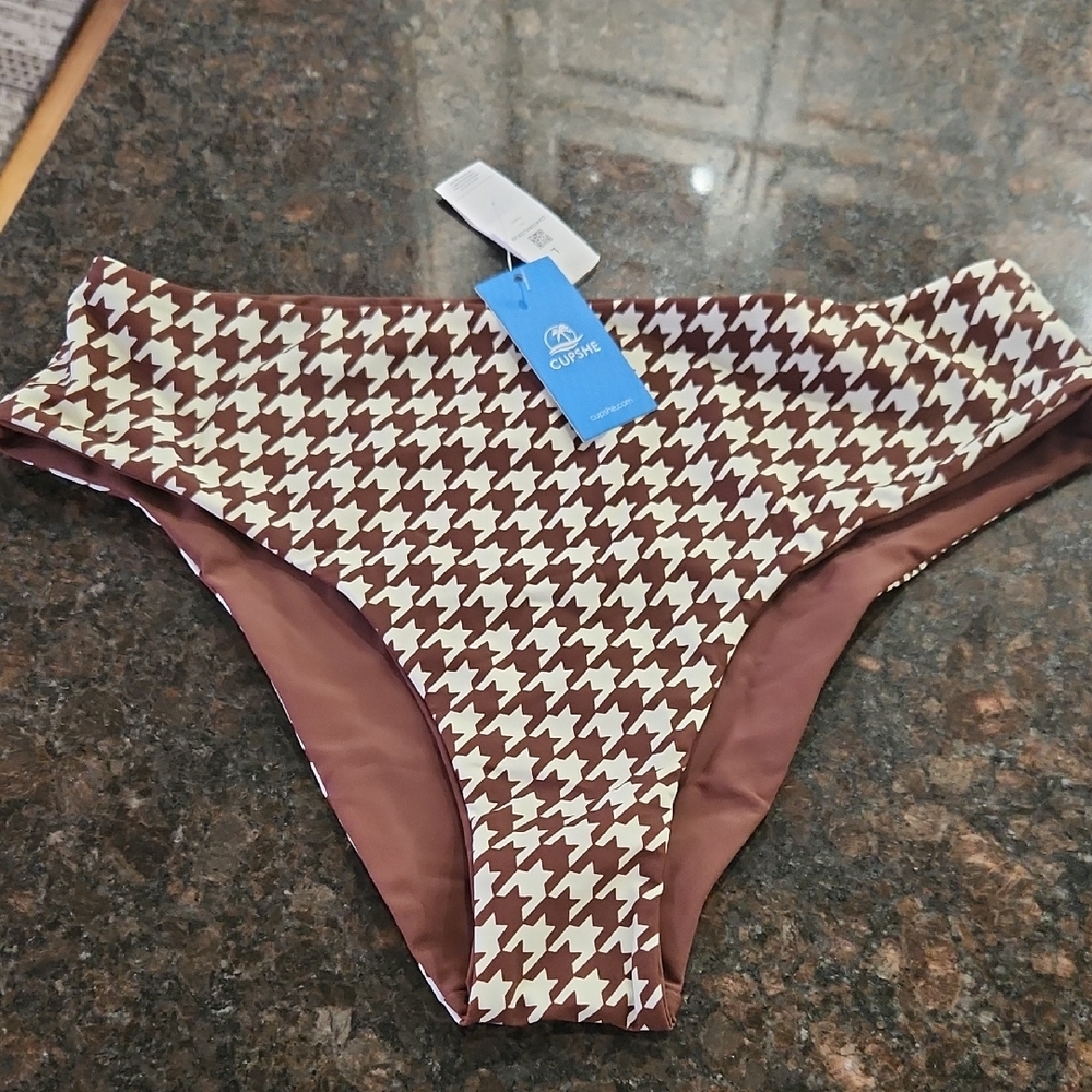 Cupshe Brown and White Houndstooth Bikini Bottom